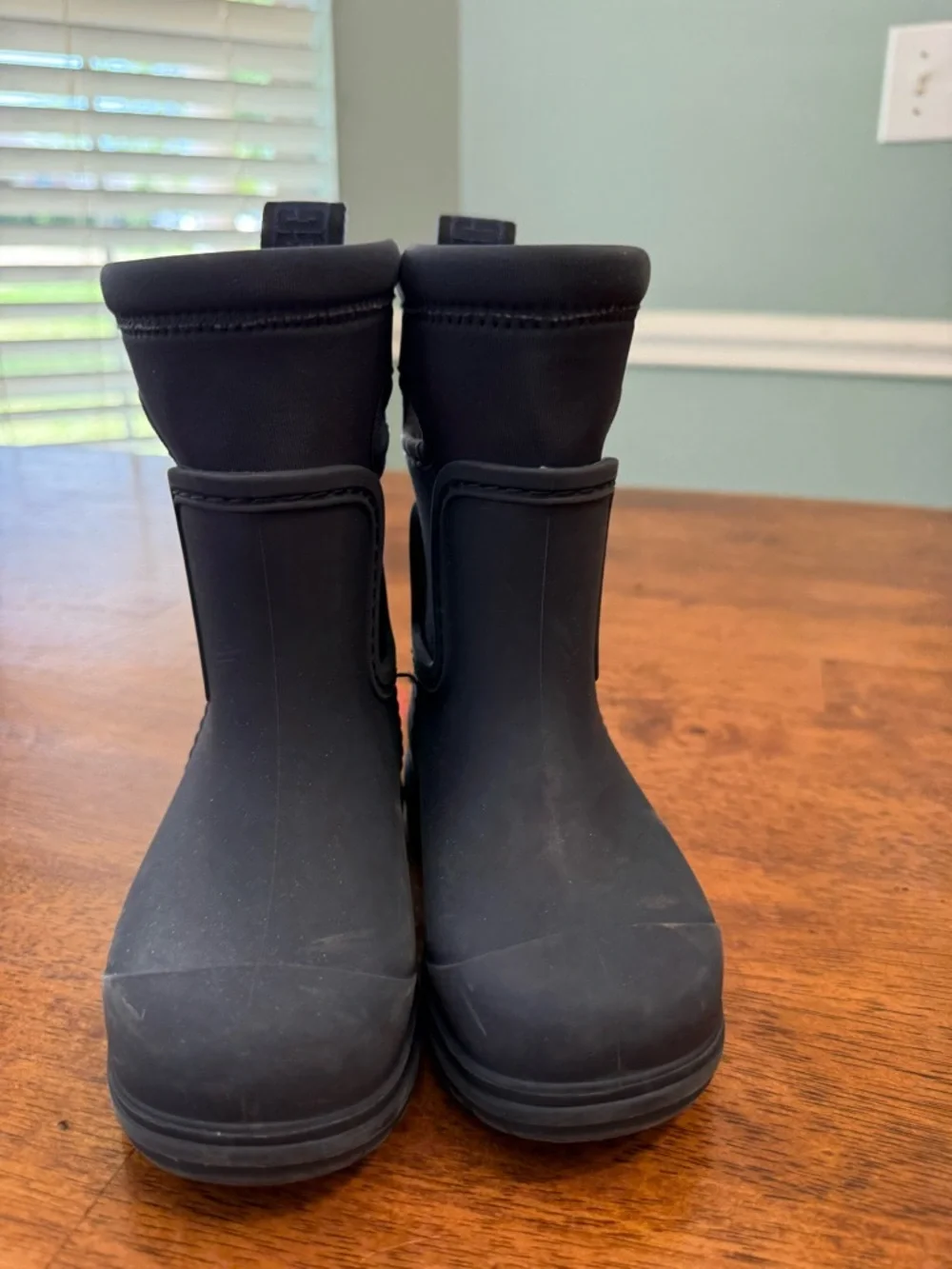 UGG Kids Droplet Mid Waterproof Rain Boots Navy Size 9